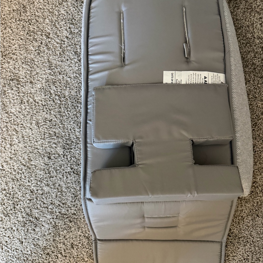 Uppababy stroller insert - Picture 3 of 3